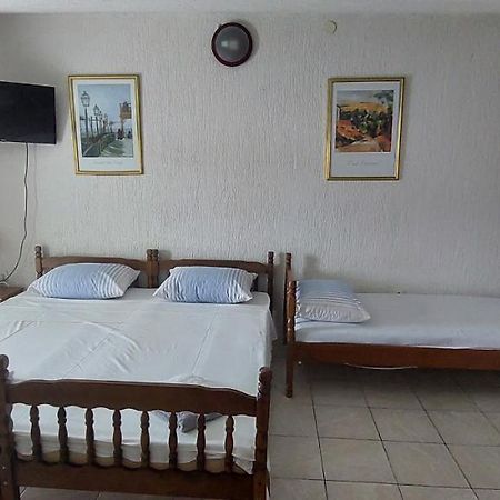 Apartmani Dzapo Srima Kültér fotó