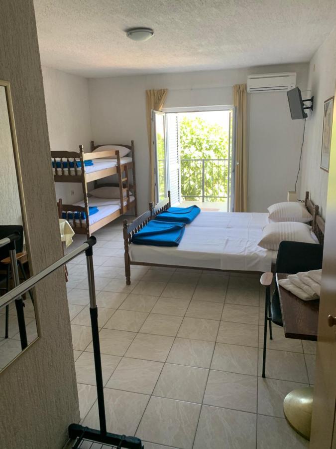 Apartmani Dzapo Srima Kültér fotó