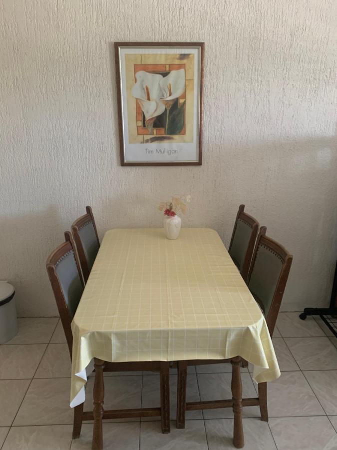 Apartmani Dzapo Srima Kültér fotó